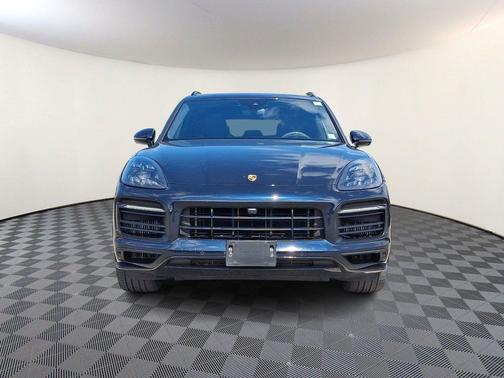 Moonlight Blue Metallic 2021 Porsche Cayenne GTS
