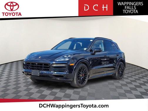Moonlight Blue Metallic 2021 Porsche Cayenne GTS