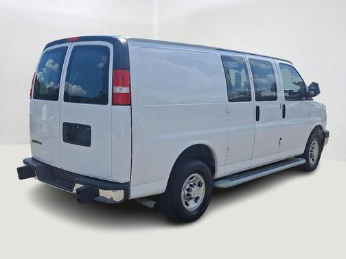 2023 Chevrolet Express 2500 RWD 2500 Regular Wheelbase WT