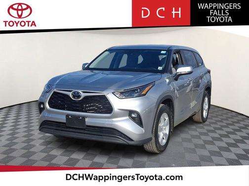 2023 Toyota Highlander LE