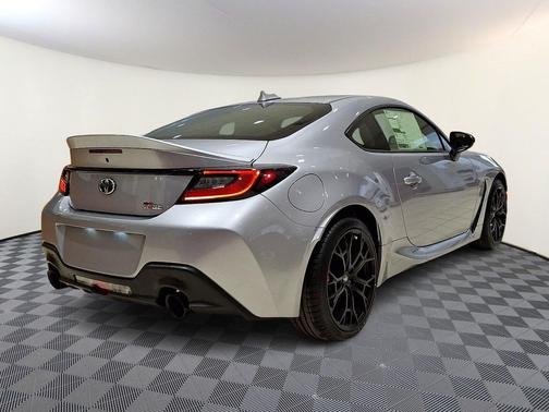 2025 Toyota GR86 Premium