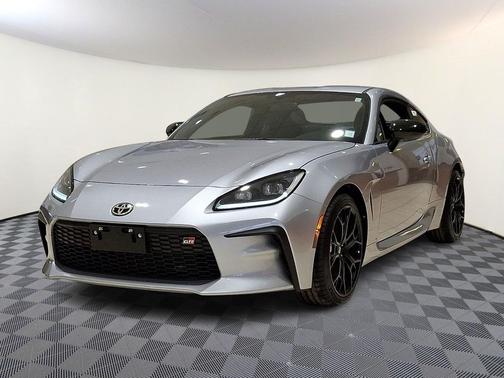 2025 Toyota GR86 Premium