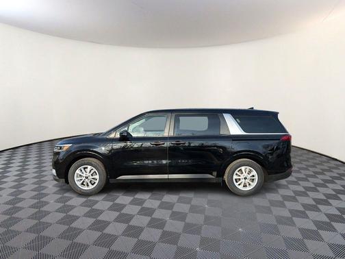 Aurora Black 2022 Kia Carnival LXS