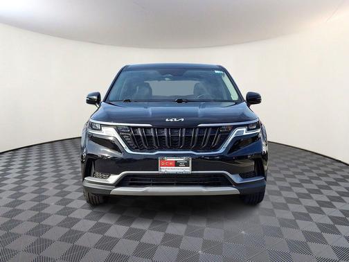 2022 Kia Carnival LXS