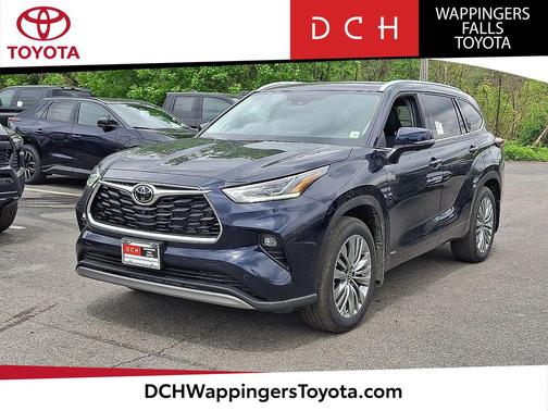 08x8 2026 Toyota Highlander Hybrid Platinum