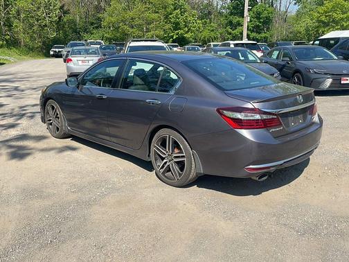 Modern Steel Metallic 2017 Honda Accord Sport