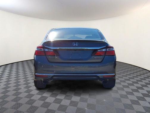 Modern Steel Metallic 2017 Honda Accord Sport