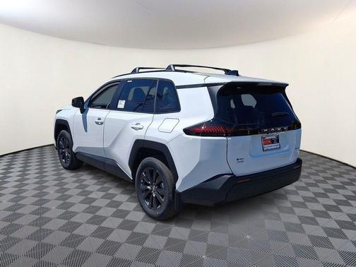 Ice Cap 2026 Toyota RAV4 XLE Premium