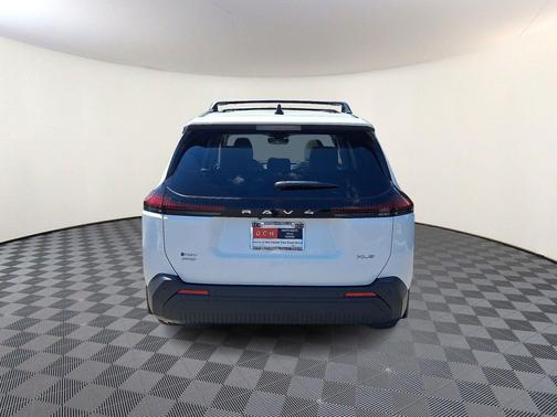 Ice Cap 2026 Toyota RAV4 XLE Premium