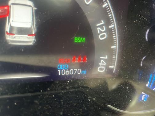 Blizzard Pearl 2021 Toyota RAV4 Hybrid Limited