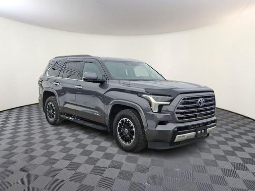 2023 Toyota Sequoia Limited