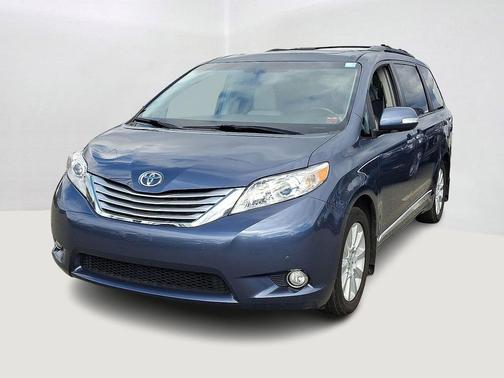 2013 Toyota Sienna XLE