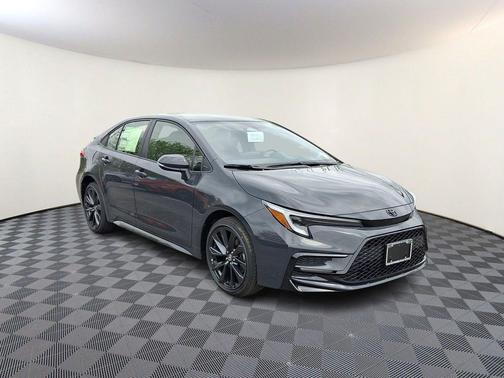 01l7 2026 Toyota Corolla SE