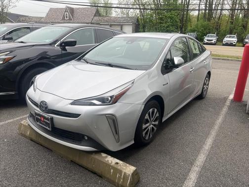 2020 Toyota Prius LE