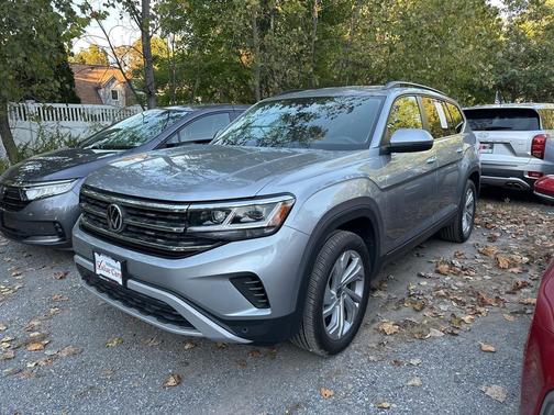 2022 Volkswagen Atlas 3.6L SE w/Technology