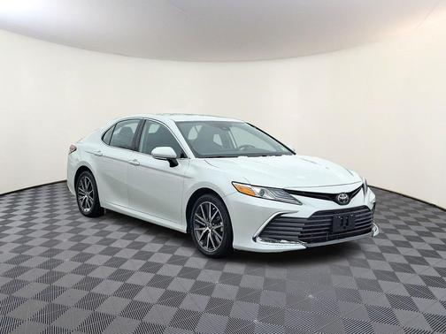 2024 Toyota Camry XLE
