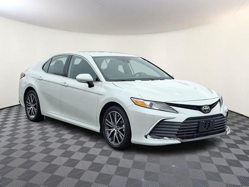 2024 Toyota Camry XLE