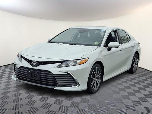 2024 Toyota Camry XLE