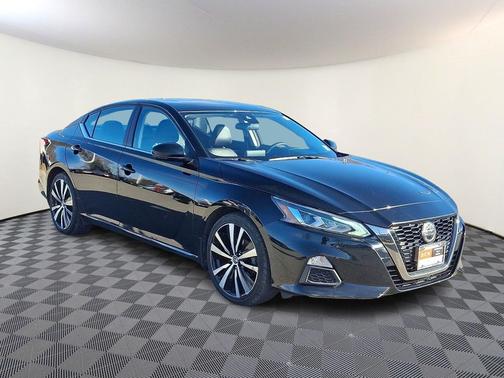 2020 Nissan Altima SR FWD