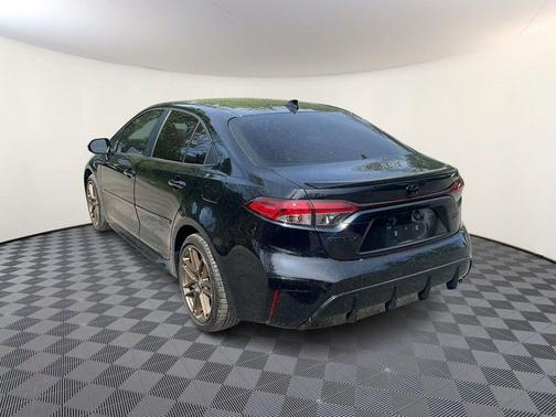Midnight Black Metallic 2024 Toyota Corolla SE