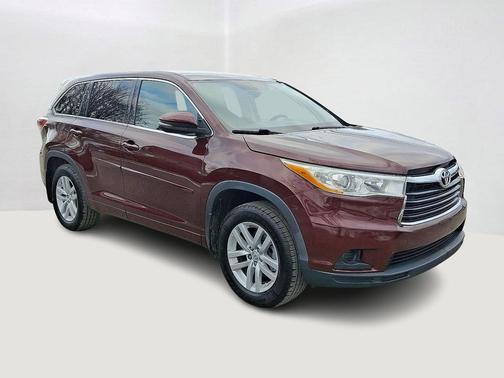 2014 Toyota Highlander LE