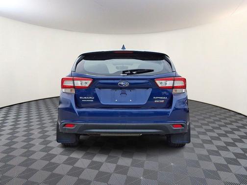 Lapis Blue 2017 Subaru Impreza 2.0i Sport