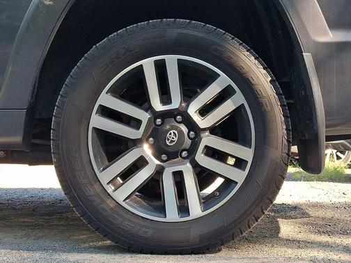 Magnetic Gray Metallic 2019 Toyota 4Runner Limited