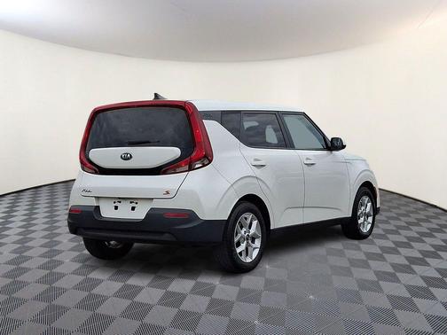 Snow White Pearl 2021 Kia Soul S