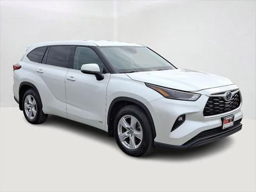 2022 Toyota Highlander Hybrid LE