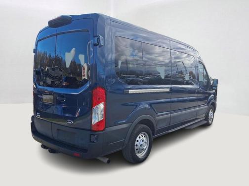 2021 Ford Transit-350 XL