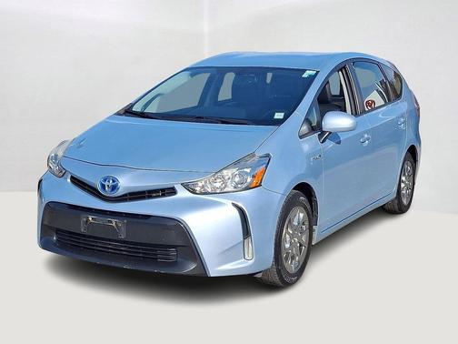 2015 Toyota Prius v Four