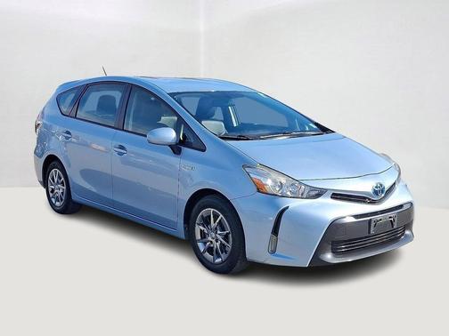 2015 Toyota Prius v Four