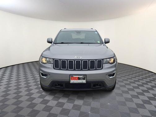 2020 Jeep Grand Cherokee Laredo