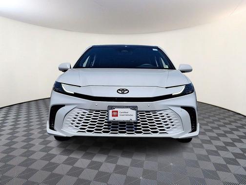 Wind Chill Pearl 2025 Toyota Camry XSE