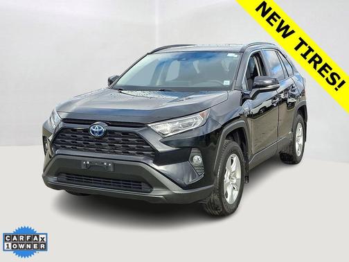2021 Toyota RAV4 Hybrid XLE