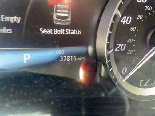 Magnetic Gray Metallic 2023 Toyota Highlander LE