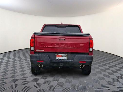 Radiant Red Metallic II 2025 Honda Ridgeline RTL