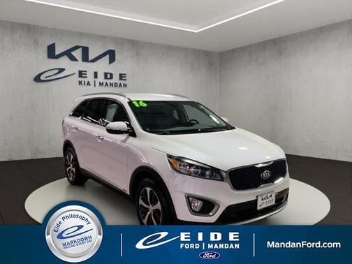 2016 Kia Sorento EX