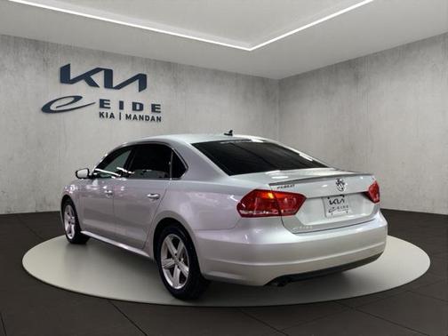 2015 Volkswagen Passat 1.8T Limited Edition