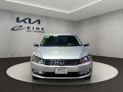 2015 Volkswagen Passat 1.8T Limited Edition