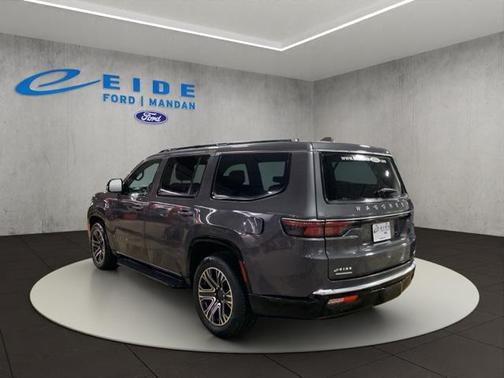 2023 Jeep Wagoneer Series II 4x4