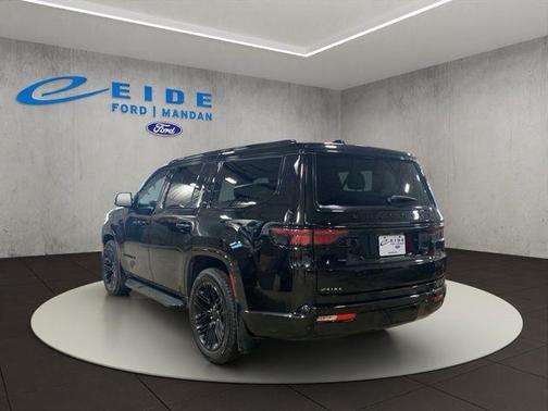 2024 Jeep Wagoneer Series II Carbide 4x4