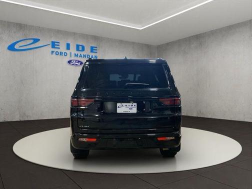 2024 Jeep Wagoneer Series II Carbide 4x4