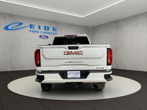 2022 GMC Sierra 2500 AT4