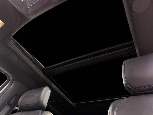 Star White Metallic TC 2026 Ford F-450 Platinum