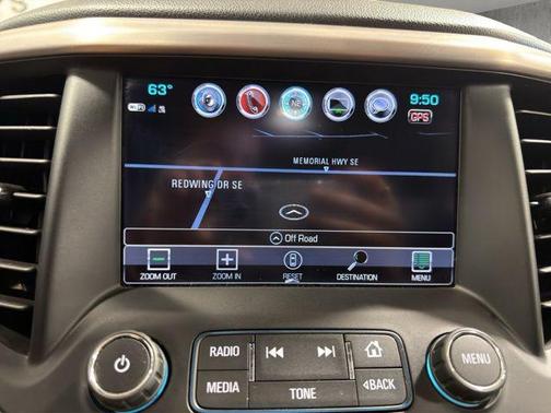 Pepperdust Metallic 2019 GMC Acadia Denali