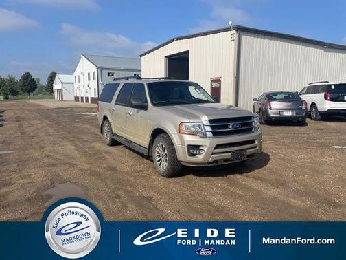 Gold 2017 Ford Expedition EL XLT