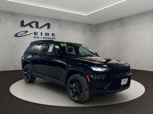 2022 Jeep Grand Cherokee Altitude