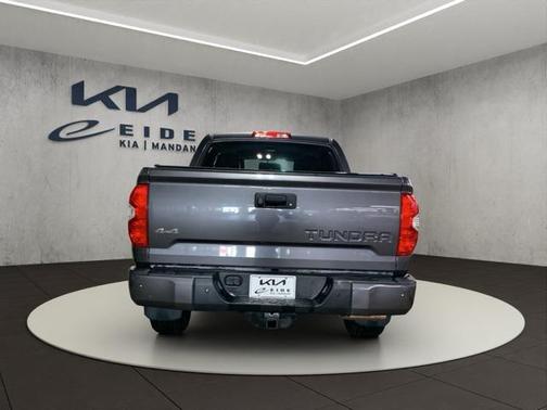 2017 Toyota Tundra Platinum