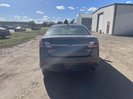 2015 Ford Taurus Limited